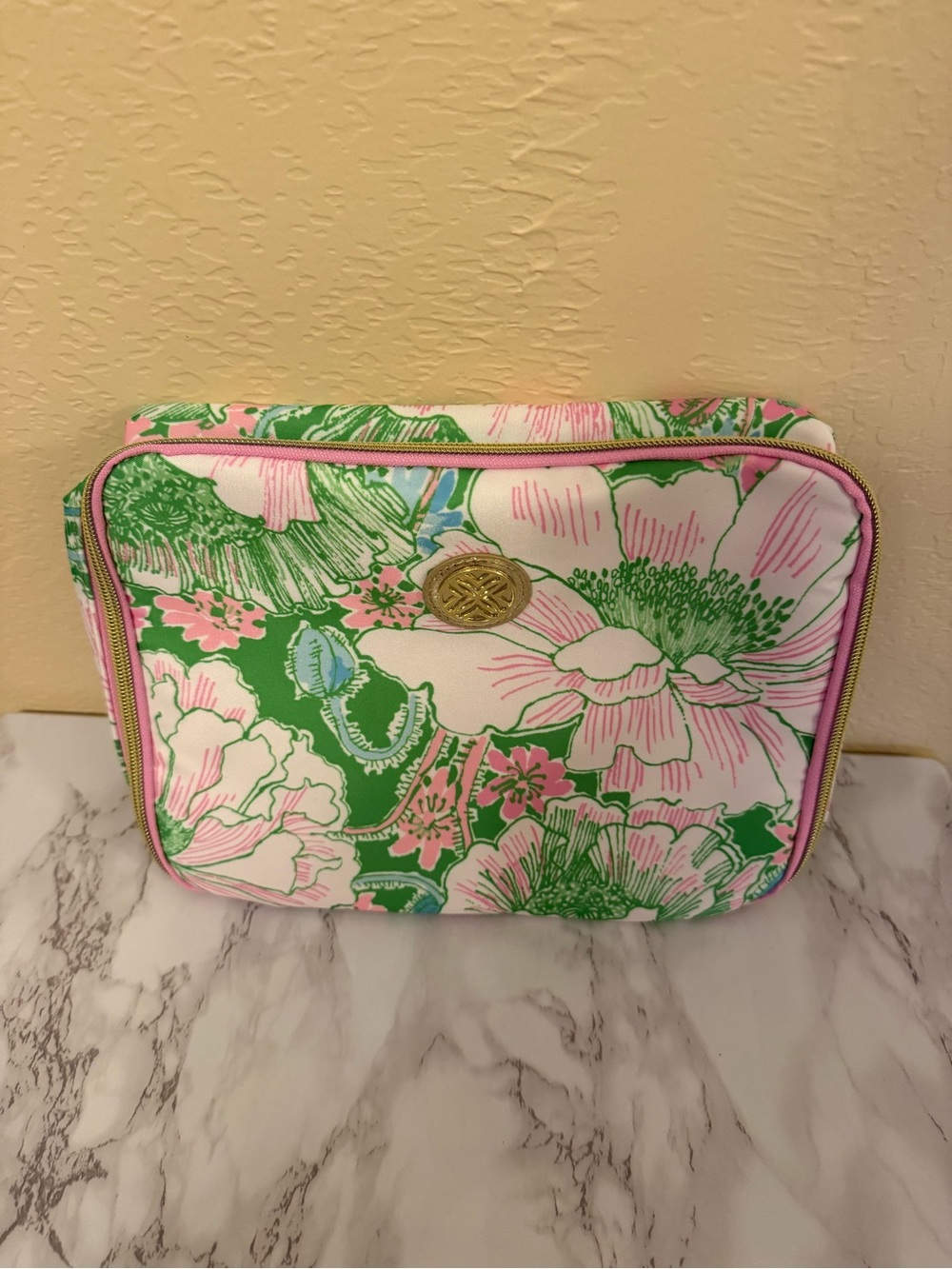 Lilly Pulitzer Packing Cube Set & Shoe Bag - Picture 4 of 11